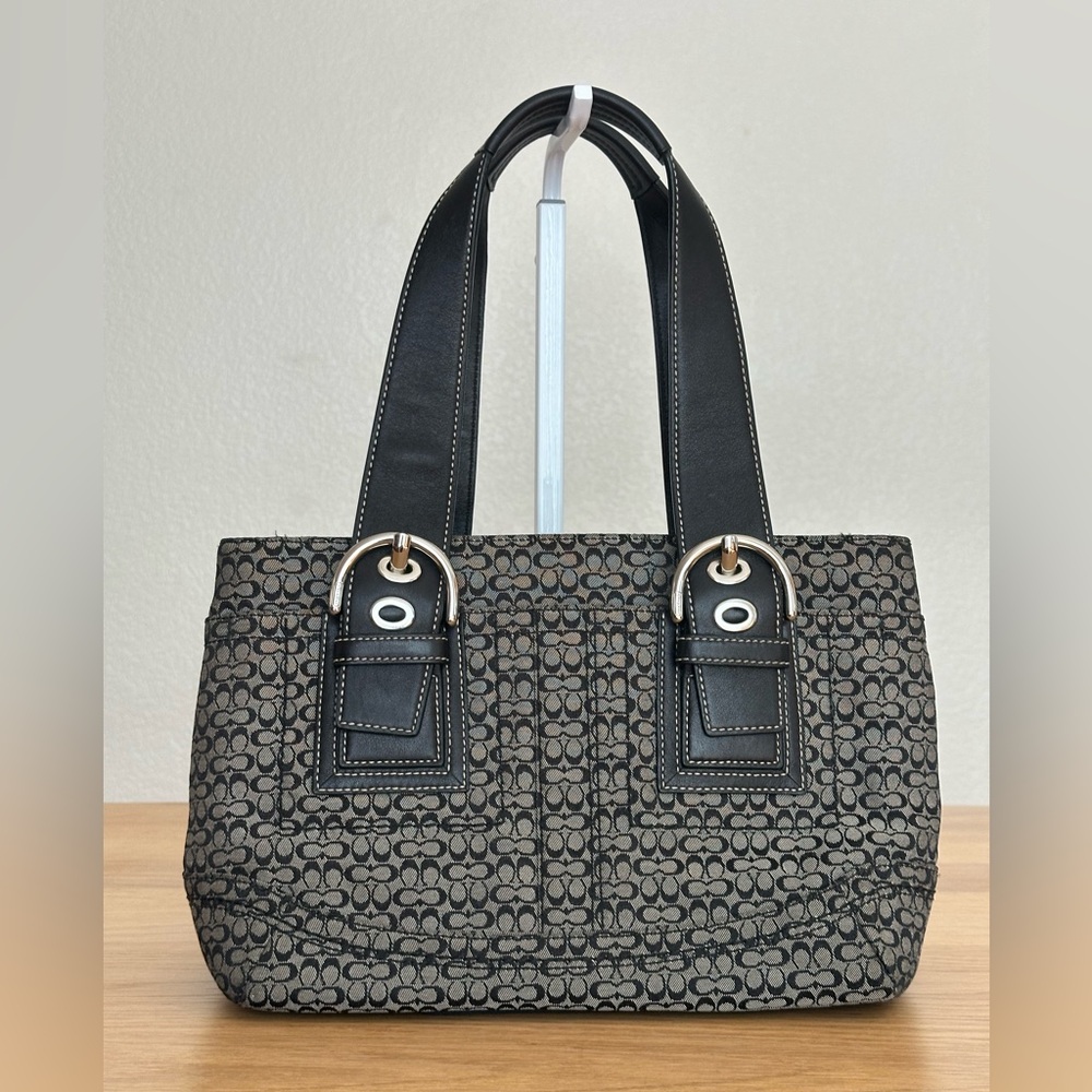 Coach mono zippy shoulder bag